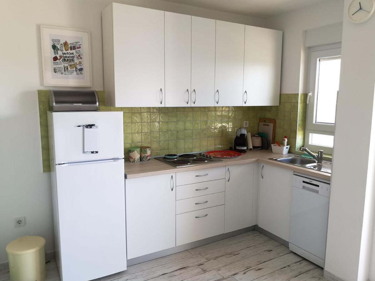Apartmani Mentha&Lipa Novi Vinodolski Bagian luar foto