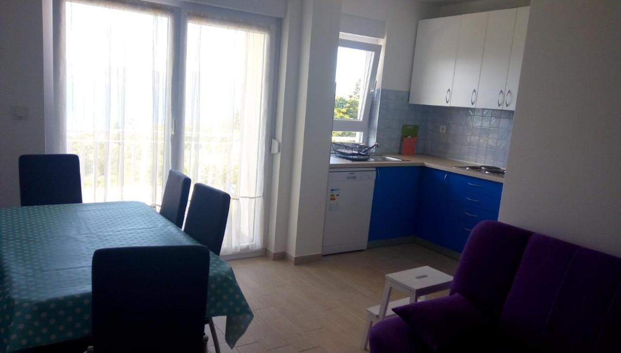 Apartmani Mentha&Lipa Novi Vinodolski Bagian luar foto